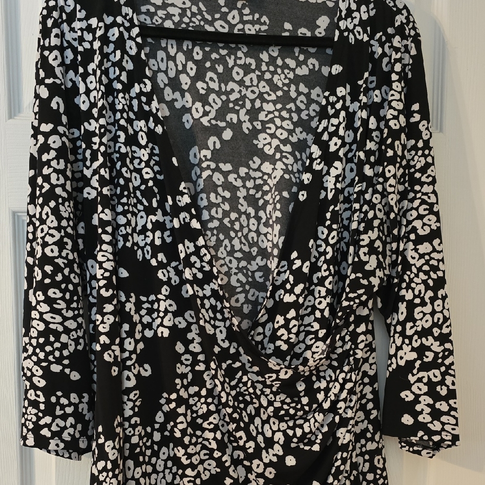Jennifer Lopez Monochrome Patterned Dress